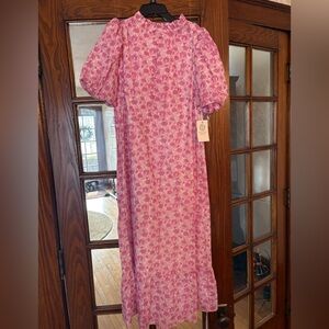 Elegant Pink Floral Long Sleeve Dress